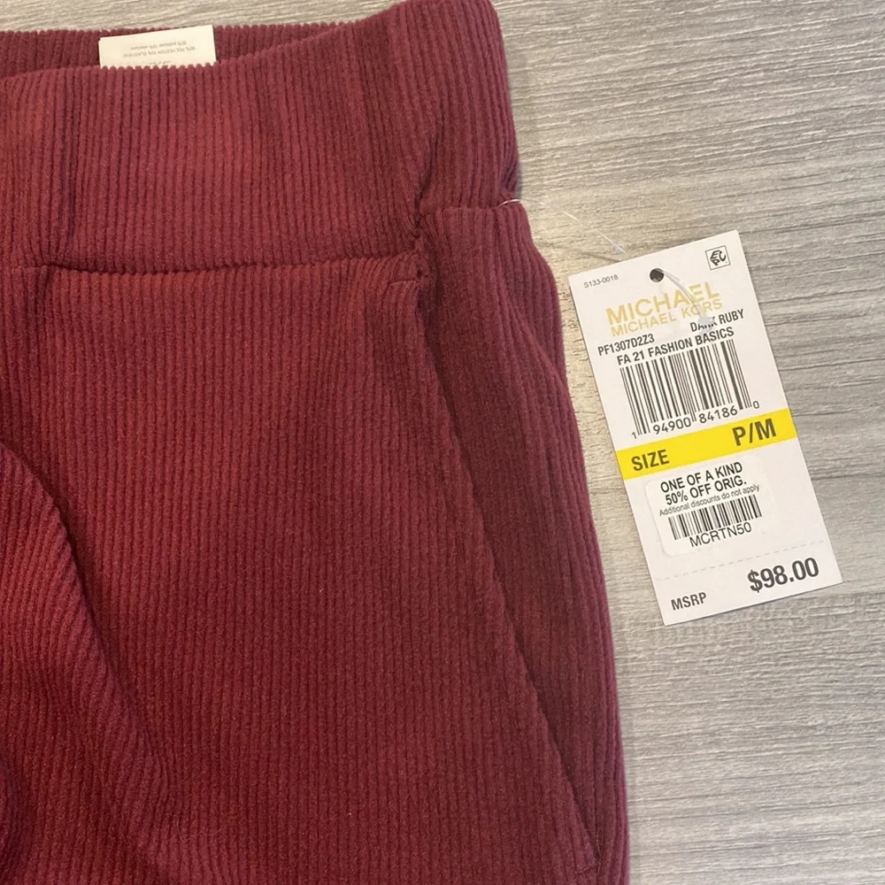 Maroon ribbed flare MK pants - Picture 4 of 6